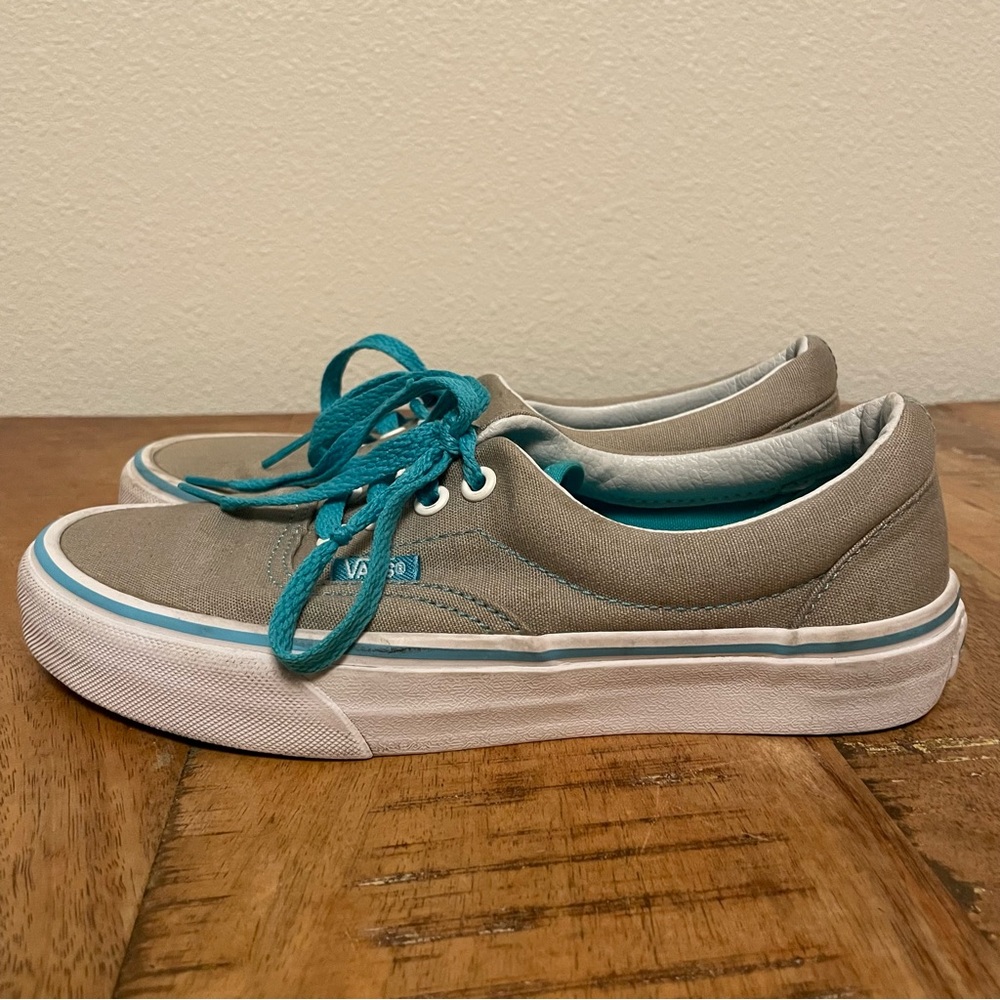Unisex Vans gray and turquoise shoes Mens 4.5, Womens 6 White trim sneakers